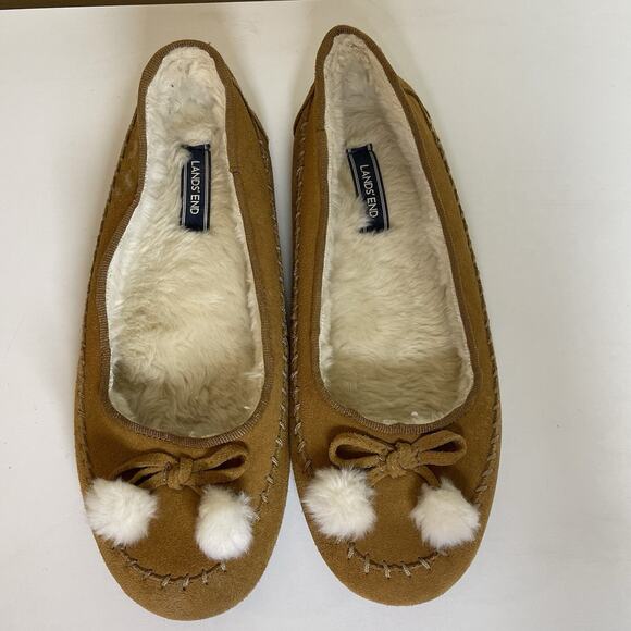 LANDS END Tan Suede Shearling Lined Ballet Flat Moccasin Slippers Pom Poms Sz 9 - Picture 4 of 6